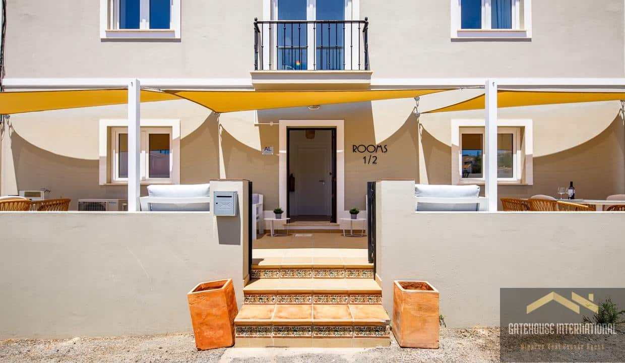 Carvoeiro Beach Property With 4 Rental Studios In Algarve76