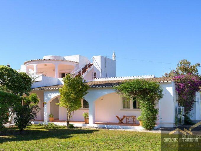 Freistehende 4-Schlafzimmer-Villa mit Pool in Senhora da Rocha Porches Algarve1
