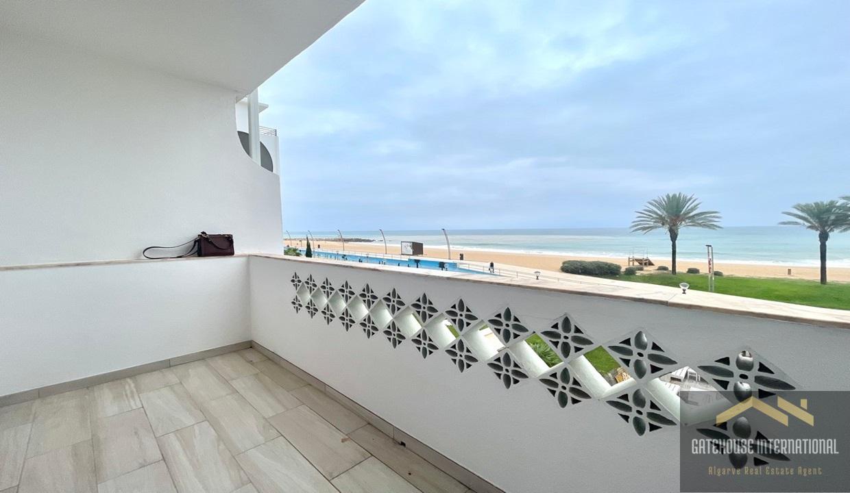 Front Line 2 bed Beach Apartment In Quarteira Algarve 1