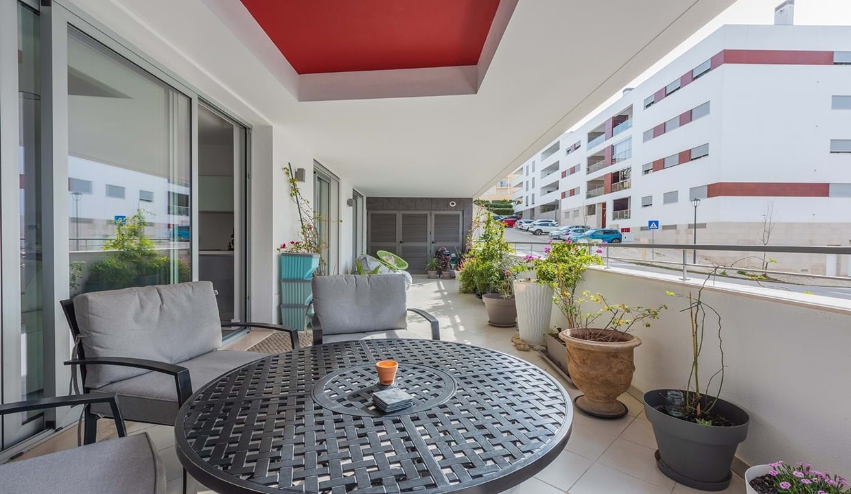 Luxury Apartment With Pool In Lagos Centre Algarve 0