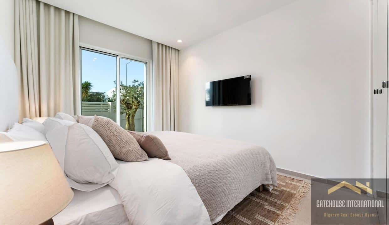 Modern 3 Bed Villa For Sale In Santa Barbara de Nexe Algarve 65