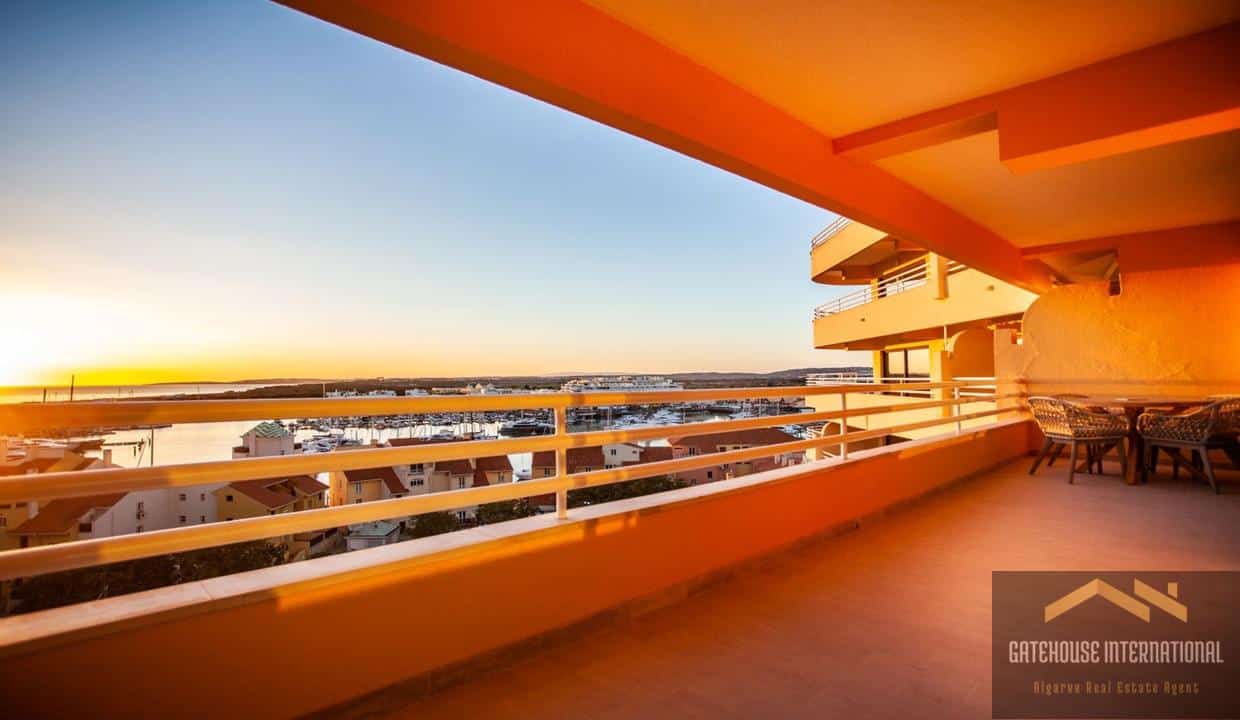 Renovated 2 Bed Apartment In Vilamoura With Marina Views 4