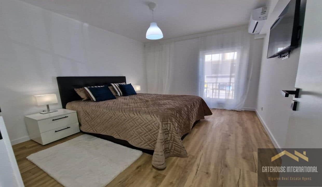 Renovated 2 Bedroom Apartment In Quarteira Algarve09