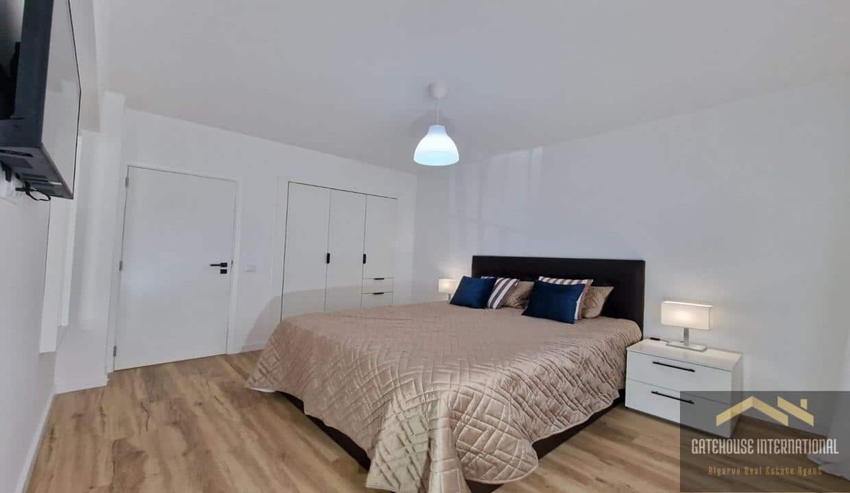Renovated 2 Bedroom Apartment In Quarteira Algarve4