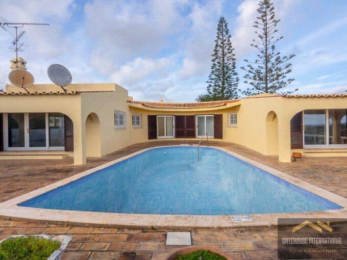 Sea View 3 Bed Detached Villa With Pool In Mosqueira Albufeira Algarve