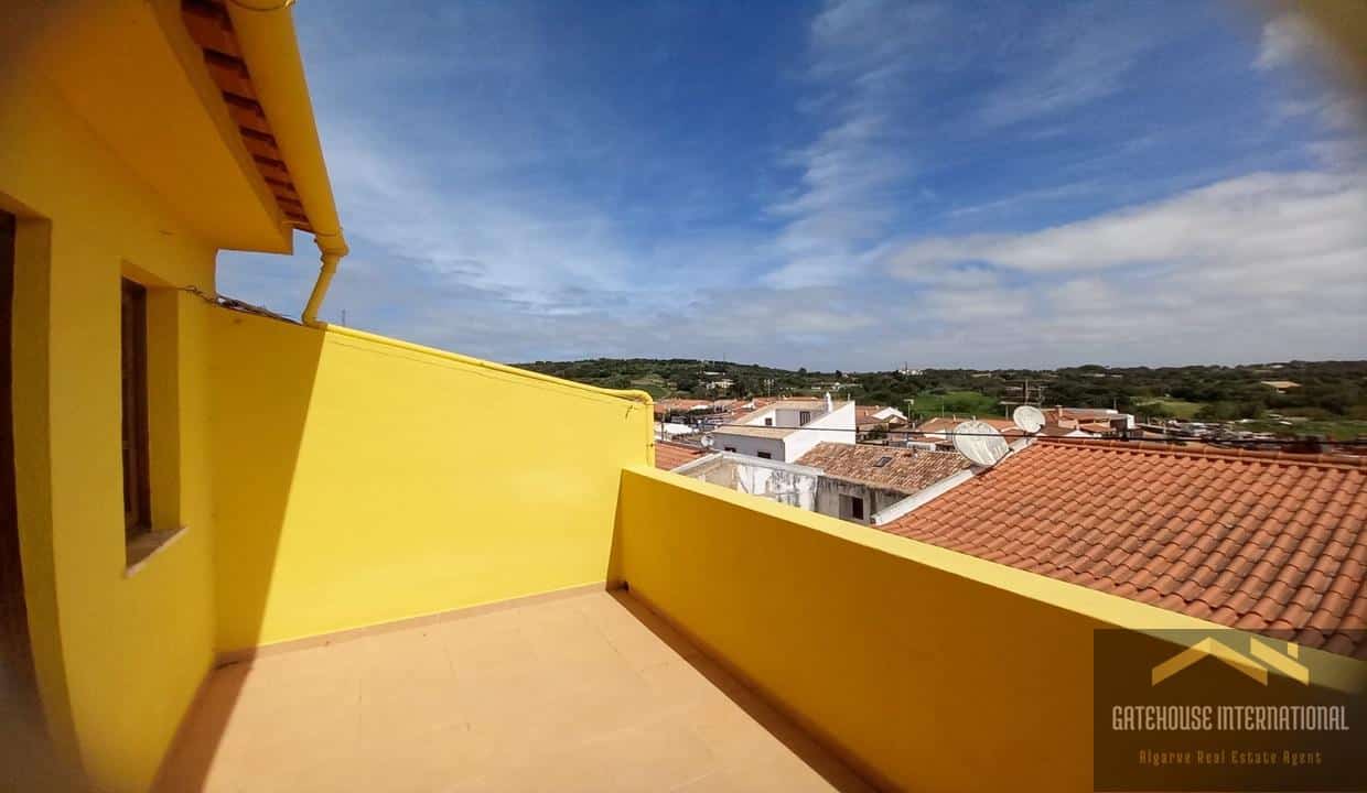 Townhouse With A 2 Bed Duplex Plus 1 Bed Studio In West Algarve 6