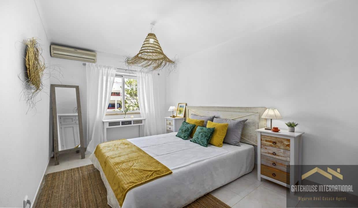 1 Bed Apartment Near The Sea In Quarteira Algarve