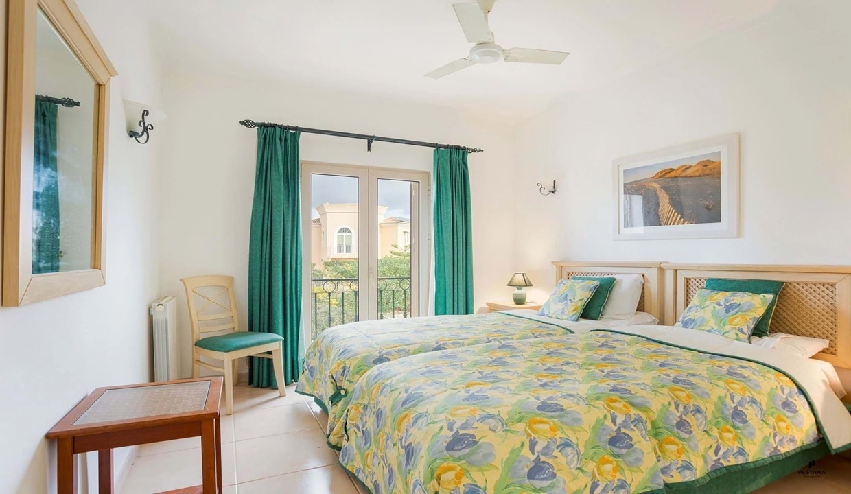 2 Bed Apartment On Gramacho Golf Course Carvoeiro Algarve8