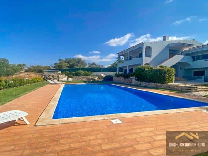 Lejlighed med 2 soveværelser og pool syd for Almancil Algarve 6