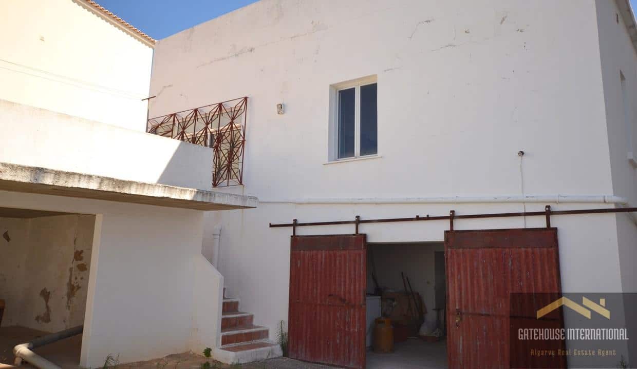2 Bed House For Habitation Or Commercial Use In Boliquieme Algarv211