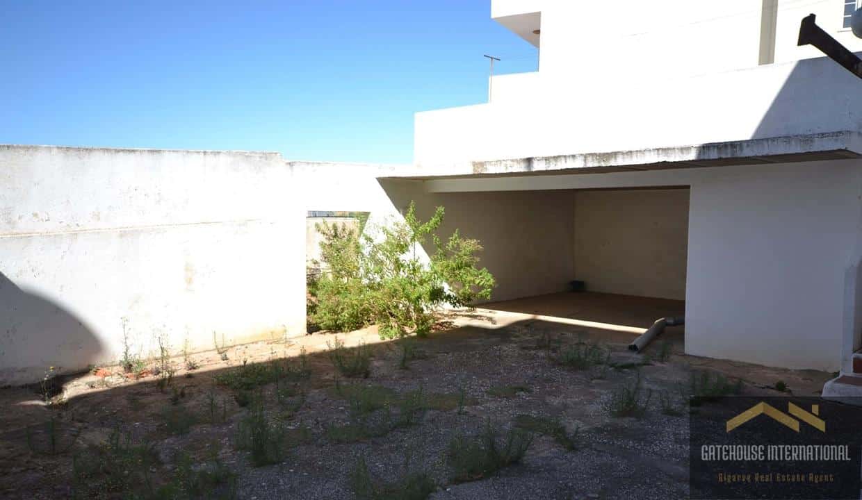 2 Bed House For Habitation Or Commercial Use In Boliquieme Algarv32