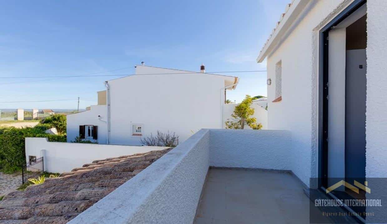 2 Bed Sea View Villa In Praia da Luz Algarve09