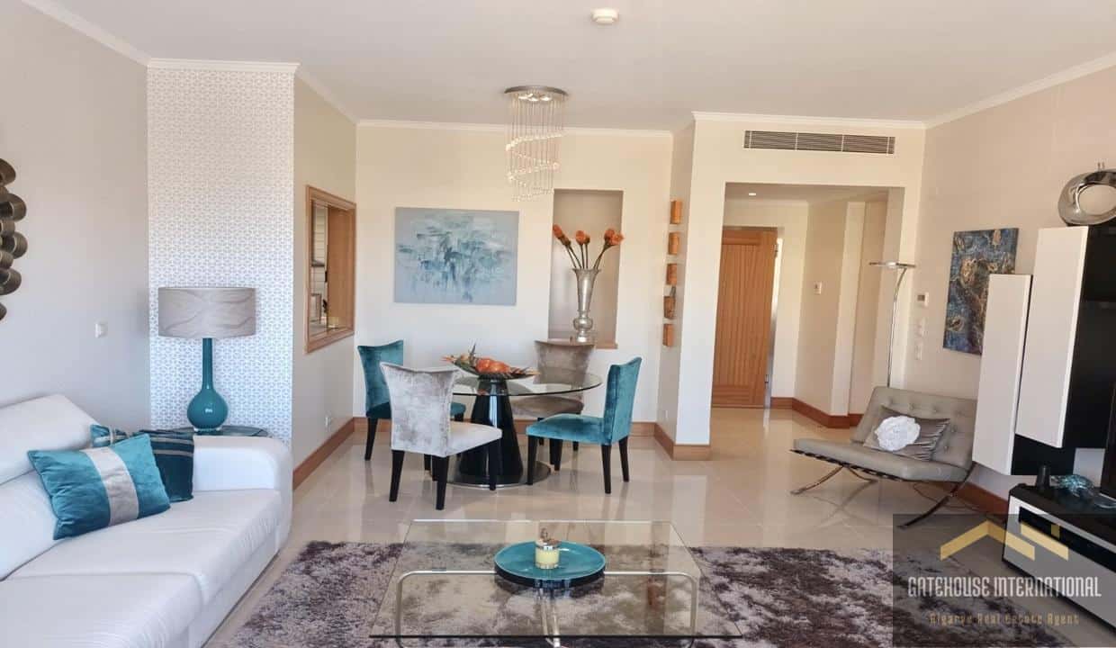 2 Bed Top Floor Apartment In Vilamoura Algarve 2