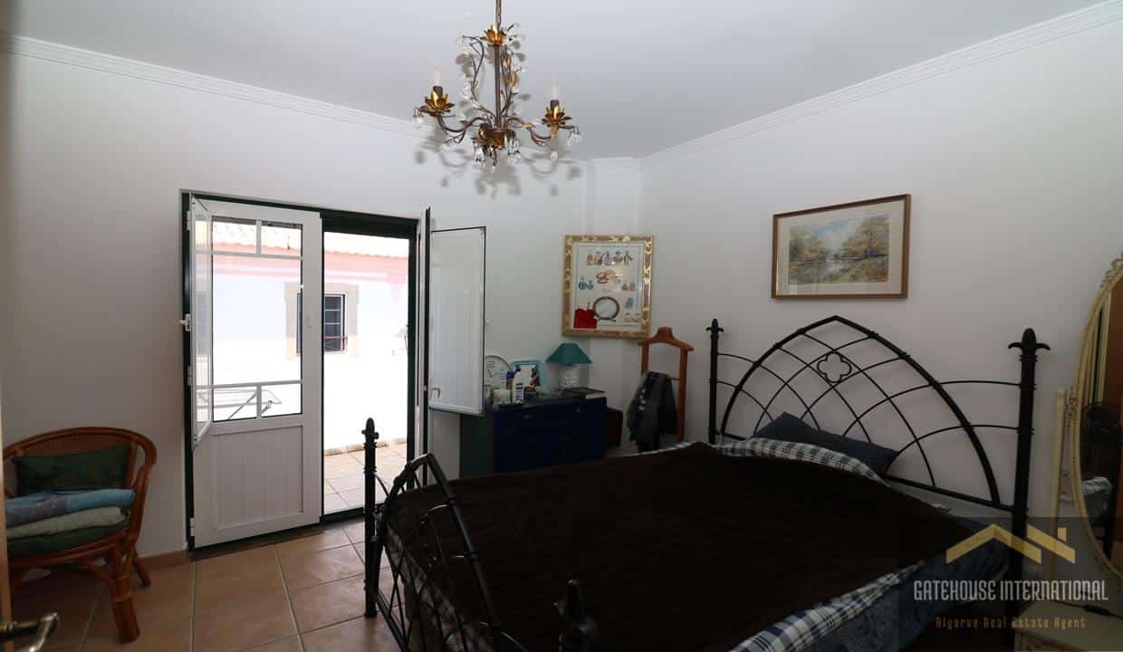 2 Bed Traditional Townhouse In Sao Bras de Alportel Centre12121