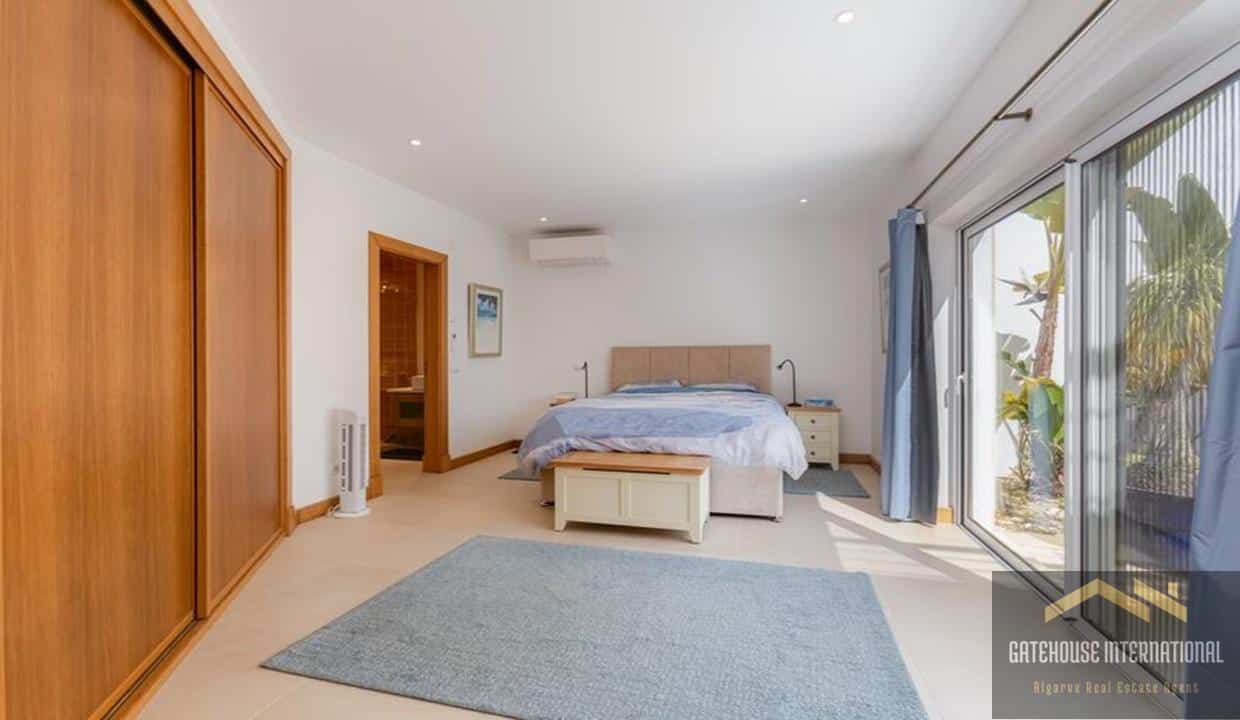 3 Bed Linked Villa Near Praia da Luz Beach Algarve98