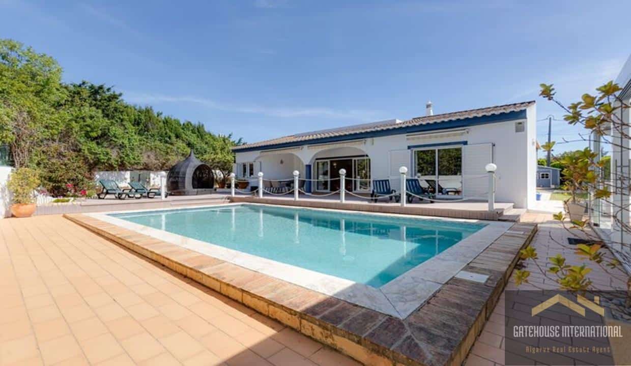 3 Bed Single Storey Villa In Montinhos Da Luz West Algarve
