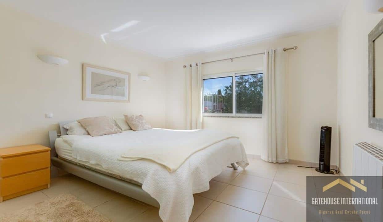 3 Bed Single Storey Villa In Montinhos Da Luz West Algarve54