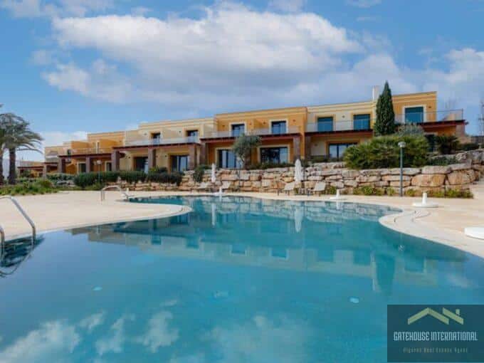 Casa Adosada De 3 Dormitorios En Un Condominio Privado En Praia da Luz Algarve6