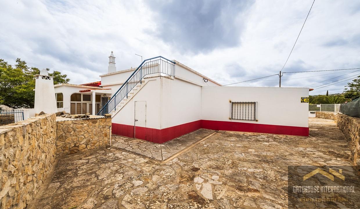 3 Bed Traditional Villa For Sale In Bordeira Santa Barbara de Nexe (21)