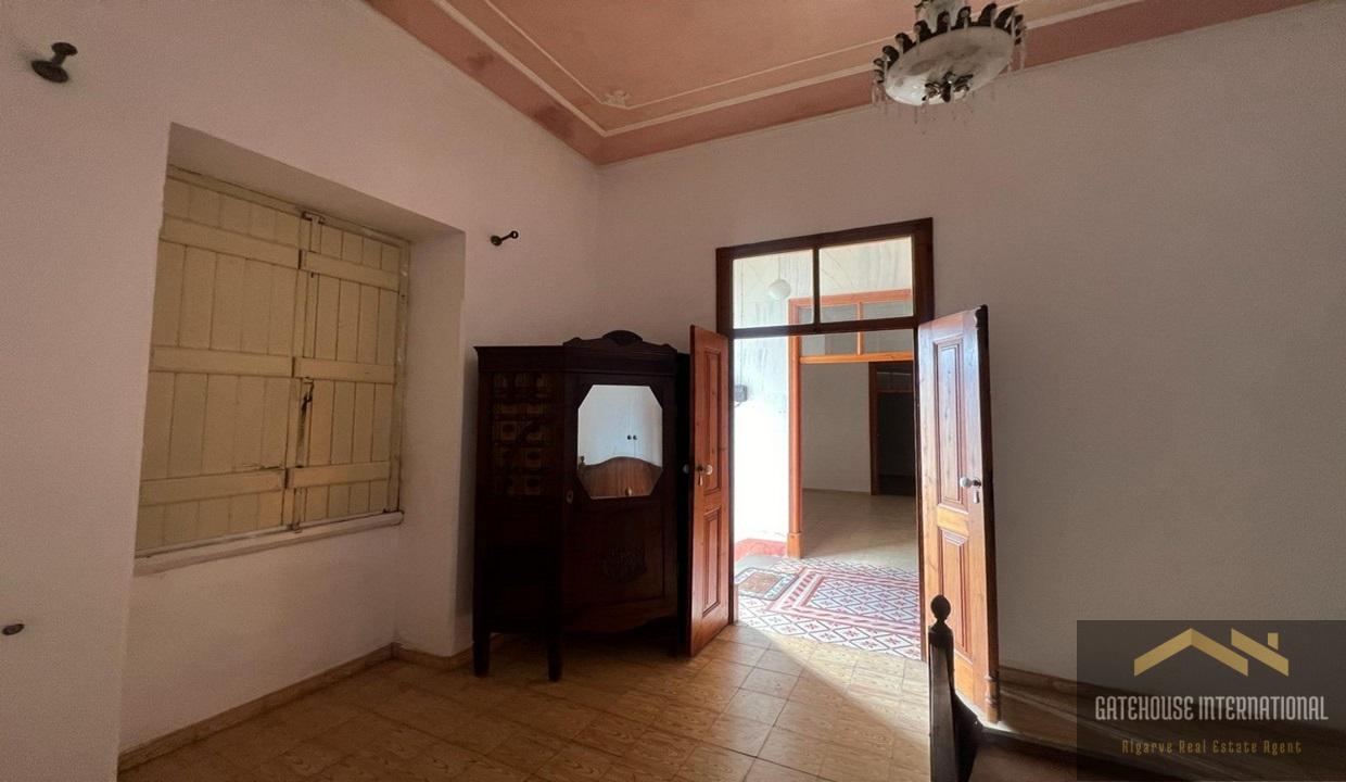 3 Bed Traditional Villa In Sao Bras de Alportel Algarve For Sale 09