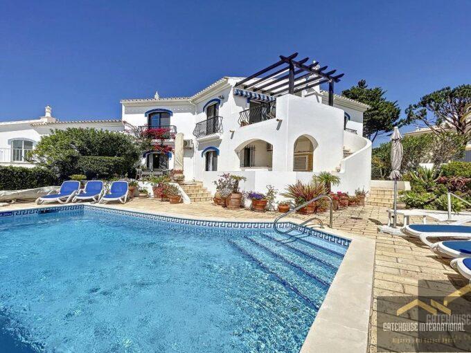 Villa med 3 soveværelser til salg i Dunas Douradas Algarve 1