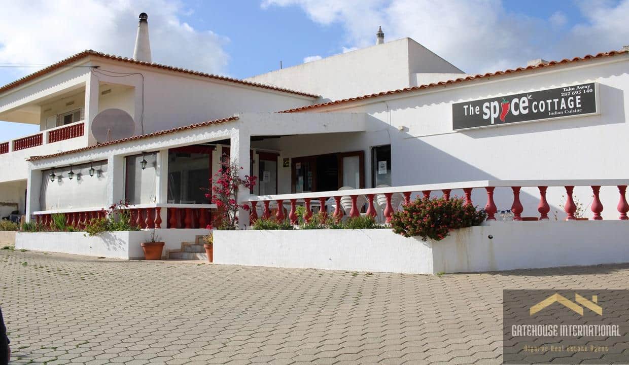3 Bed Villa Plus A Restaurant In Praia das Cabanas Velhas West Algarve 23
