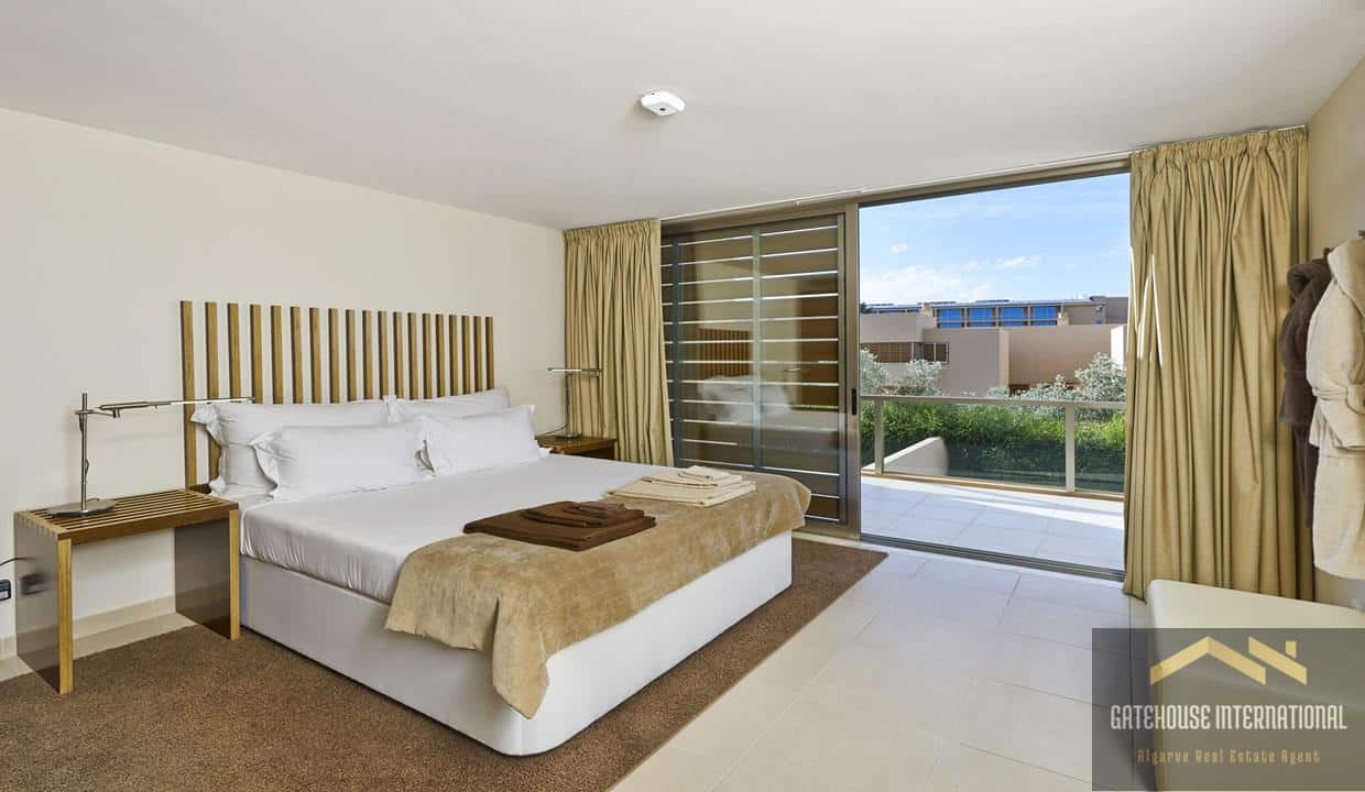 4 Bed Modern Linked Villa With Pool In Albufeira Algarve 7