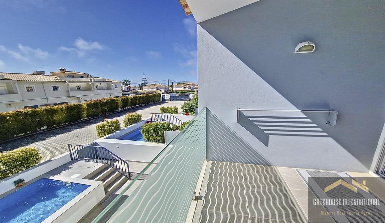 4 Bed Townhouse With Box Garage In Albufeira Algarve54