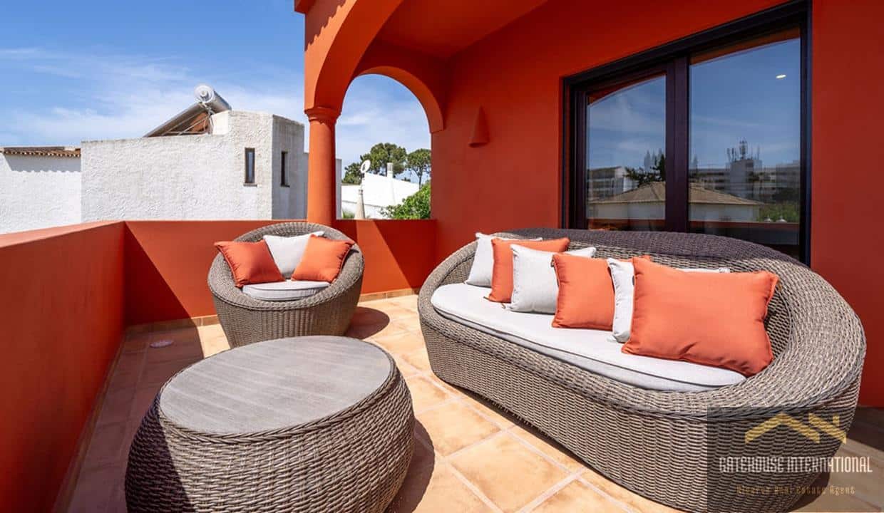 4 Bed Villa For Sale In Quarteira Algarve 33
