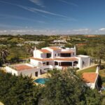 4 Bed Villa With Pool Tennis Court in Albufeira Algarve 7