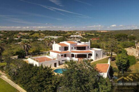 4 Bed Villa With Pool Tennis Court in Albufeira Algarve 7