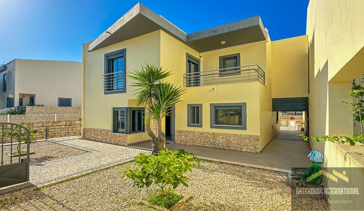 5 Bed Semi Detached Villa In Semino Quarteira Algarve