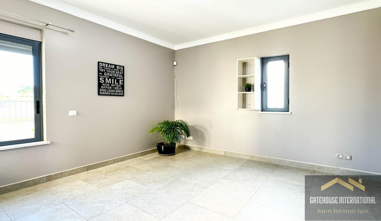 5 Bed Semi Detached Villa In Semino Quarteira Algarve1