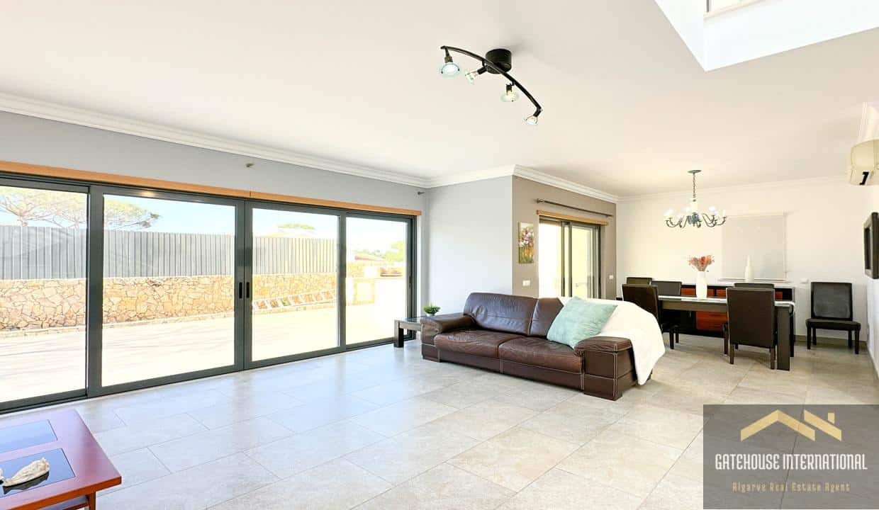 5 Bed Semi Detached Villa In Semino Quarteira Algarve5