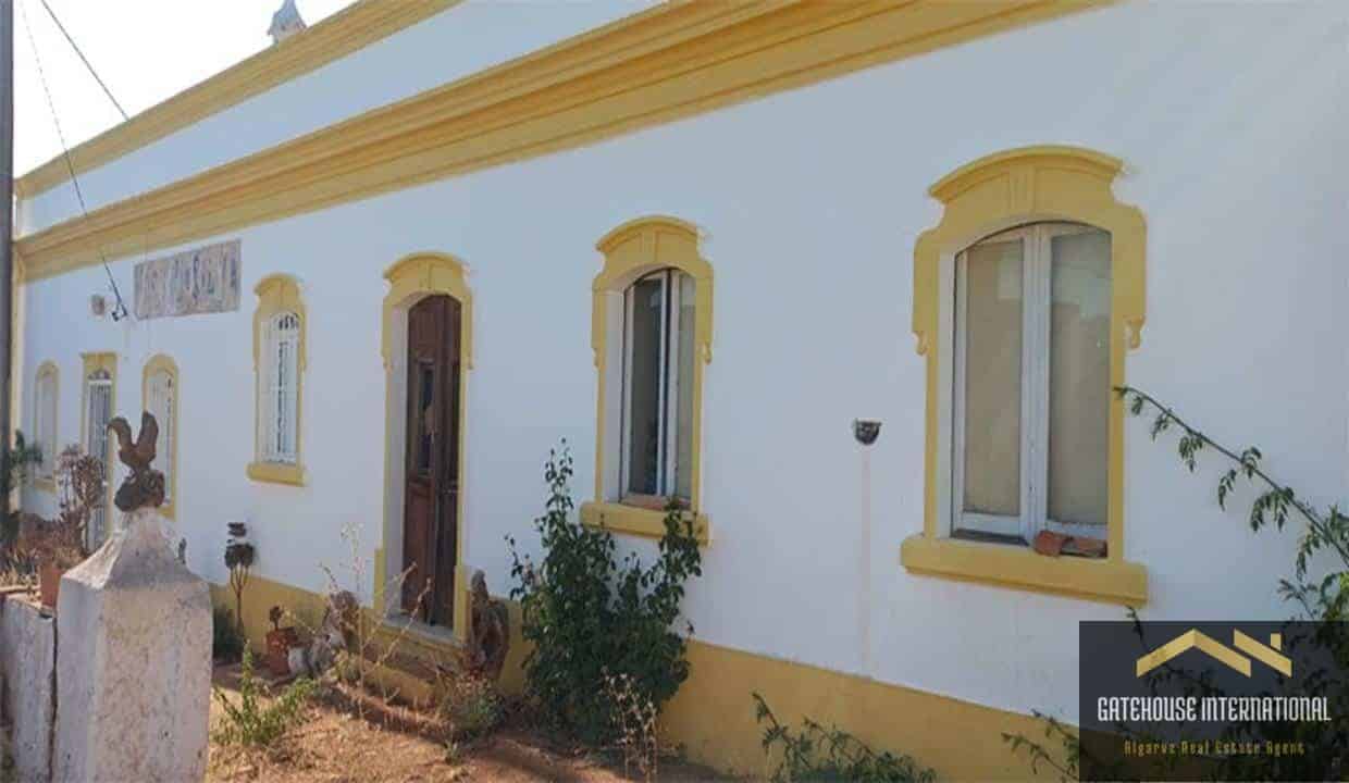 Algarve Country Farmhouse With 12 Hectares & Outbuildings Near Alte 8