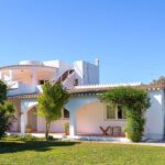 Bargain 4 Bed Villa For Sale In Senhora da Rocha Porches Algarve 1