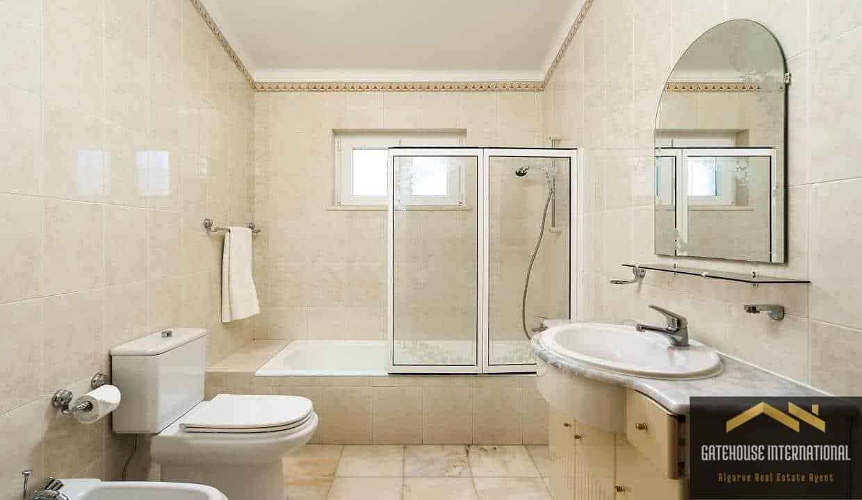 Bargain 4 Bed Villa For Sale In Senhora da Rocha Porches Algarve 15