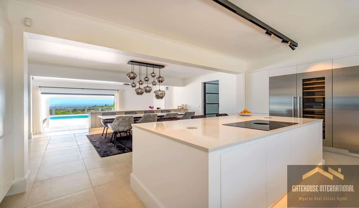 Luxury Algarve Sea View Villa For Sale In Santa Barbara de Nexe 8