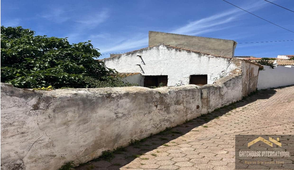 Property Ruin For Sale In Raposeira In West Algarve