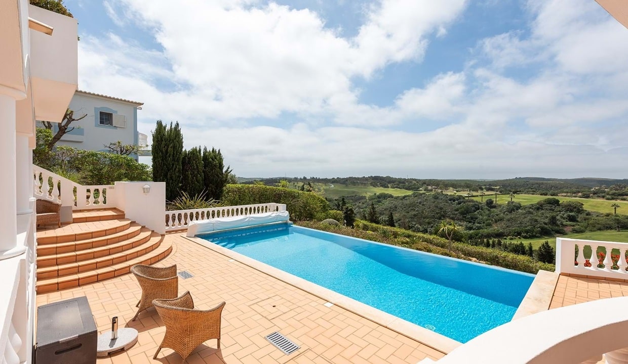 Sea & Golf View Villa For Sale In Parque de Floresta Algarve 11