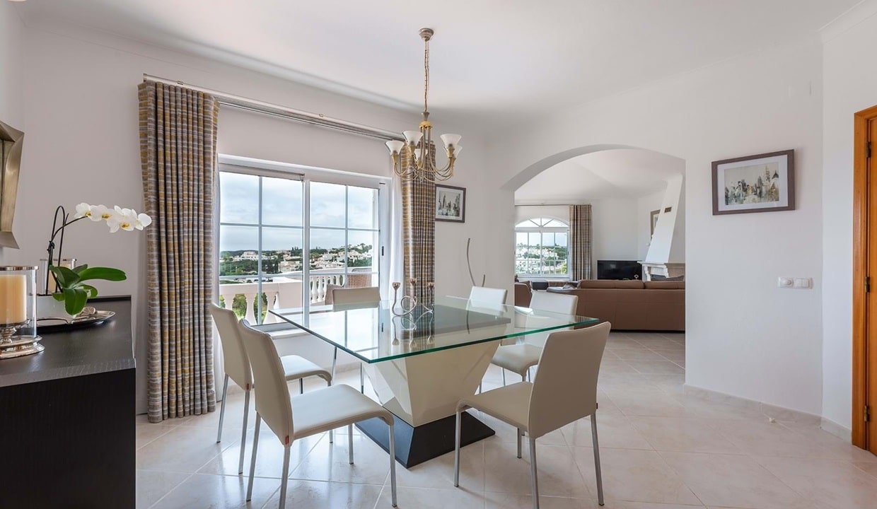 Sea & Golf View Villa For Sale In Parque de Floresta Algarve 5