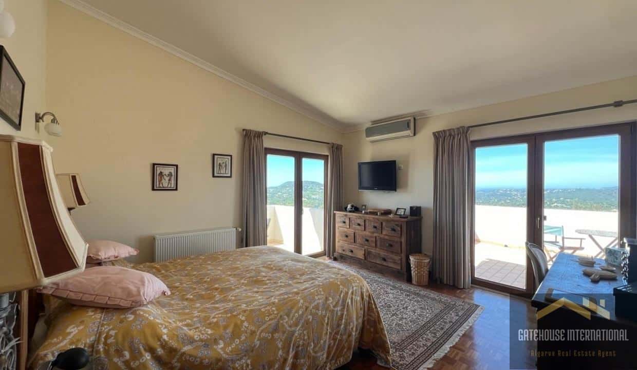 Sea View 4 Bed Villa In St Barbara de Nexe Algarve 8