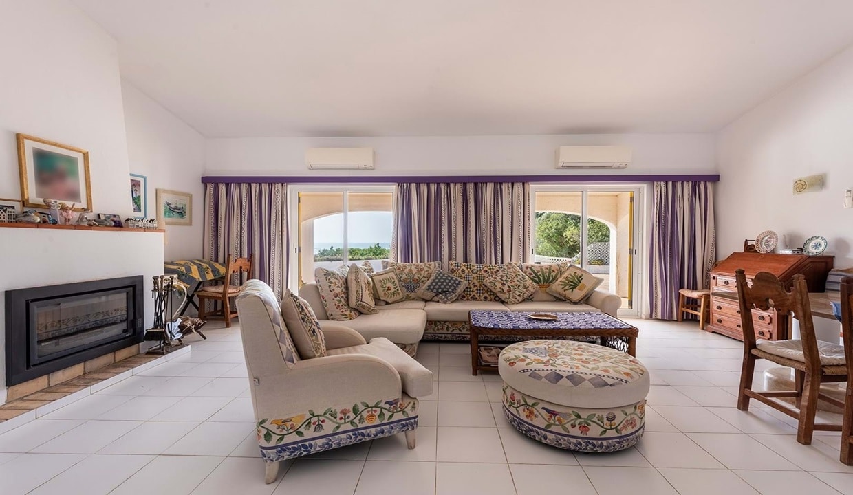 Sea View 4 Bed Villa With 1 Bed Annexe In Praia da Luz Algarve 44