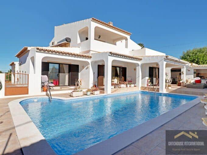 4 Bed Villa til salg i Guia Albufeira Algarve