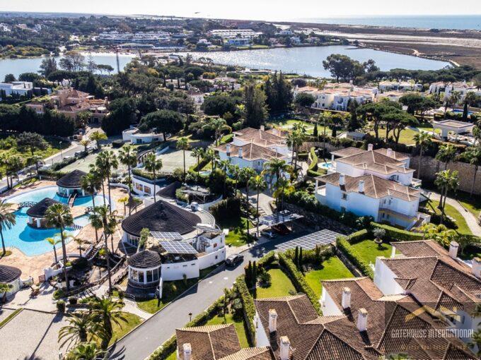 2 Bed Apartment In Encosta do Lago Quinta do Lago Golf Resort