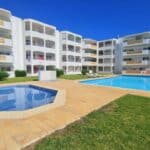 2 Bed Apartment With Pool In Albufeira Algarve