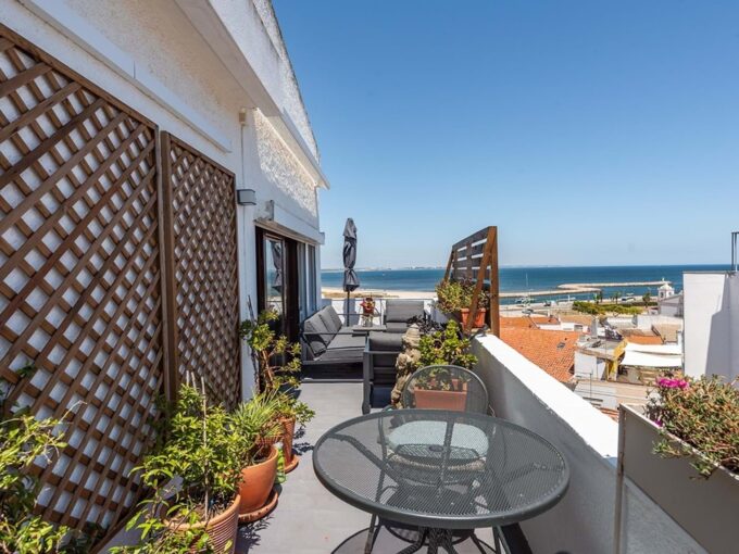 4 Bed Duplex Penthouse In Lagos Algarve With Sea Views 1