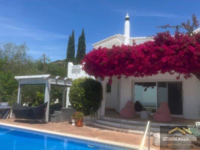 4 Bedroom Villa Within Walking Distance Of Sta Barbara de Nexe Centre 7