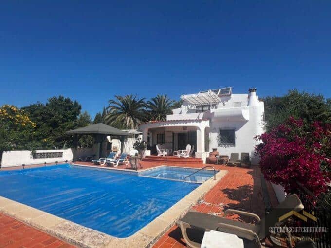 Sea View 4 Bed Villa In Quinta das Raposeiras Santa Barbara de Nexe1