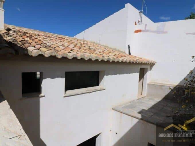 2 Bed Renovated Townhouse In Estoi East Algarve 1